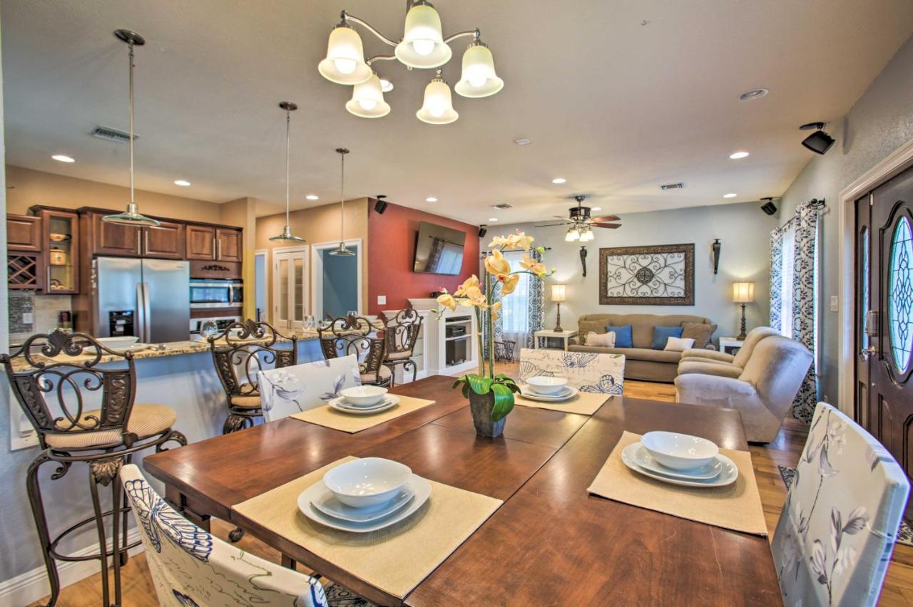 Waveland Family House, 4-Minute Drive To The Beach 외부 사진